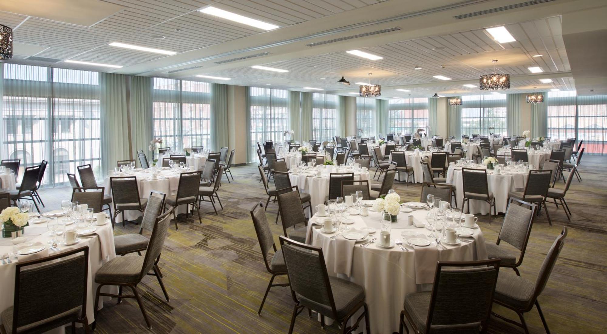 Courtyard By Marriott Seattle Everett Downtown Εξωτερικό φωτογραφία