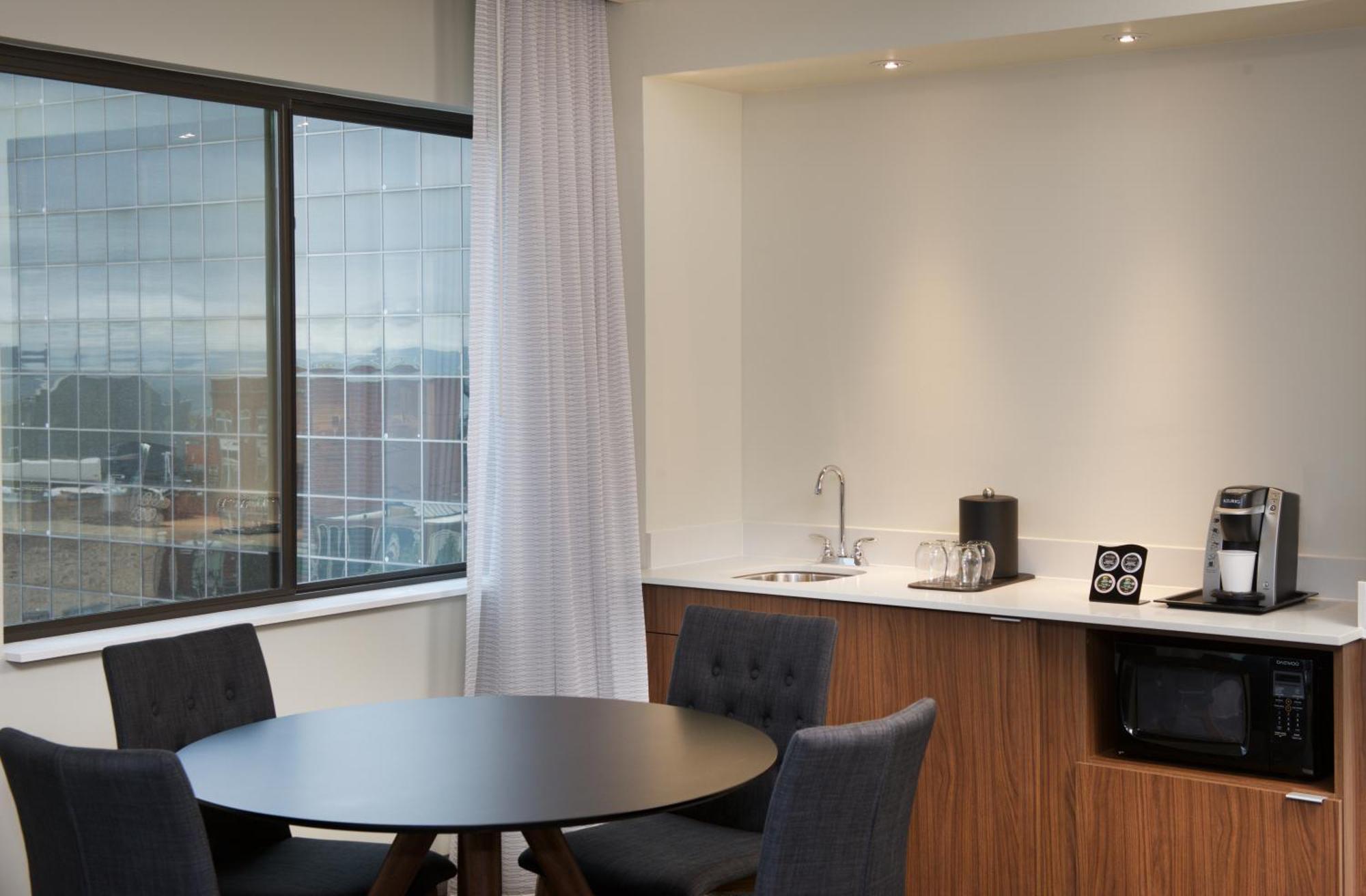 Courtyard By Marriott Seattle Everett Downtown Εξωτερικό φωτογραφία