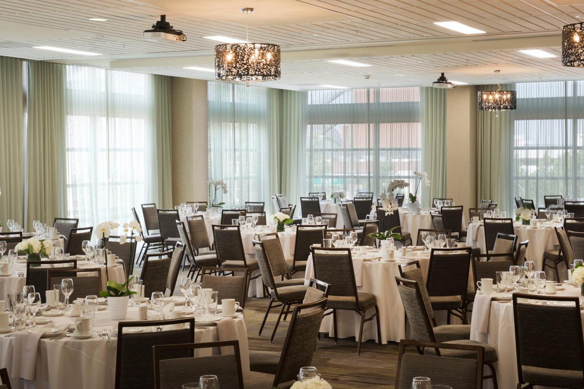 Courtyard By Marriott Seattle Everett Downtown Εξωτερικό φωτογραφία