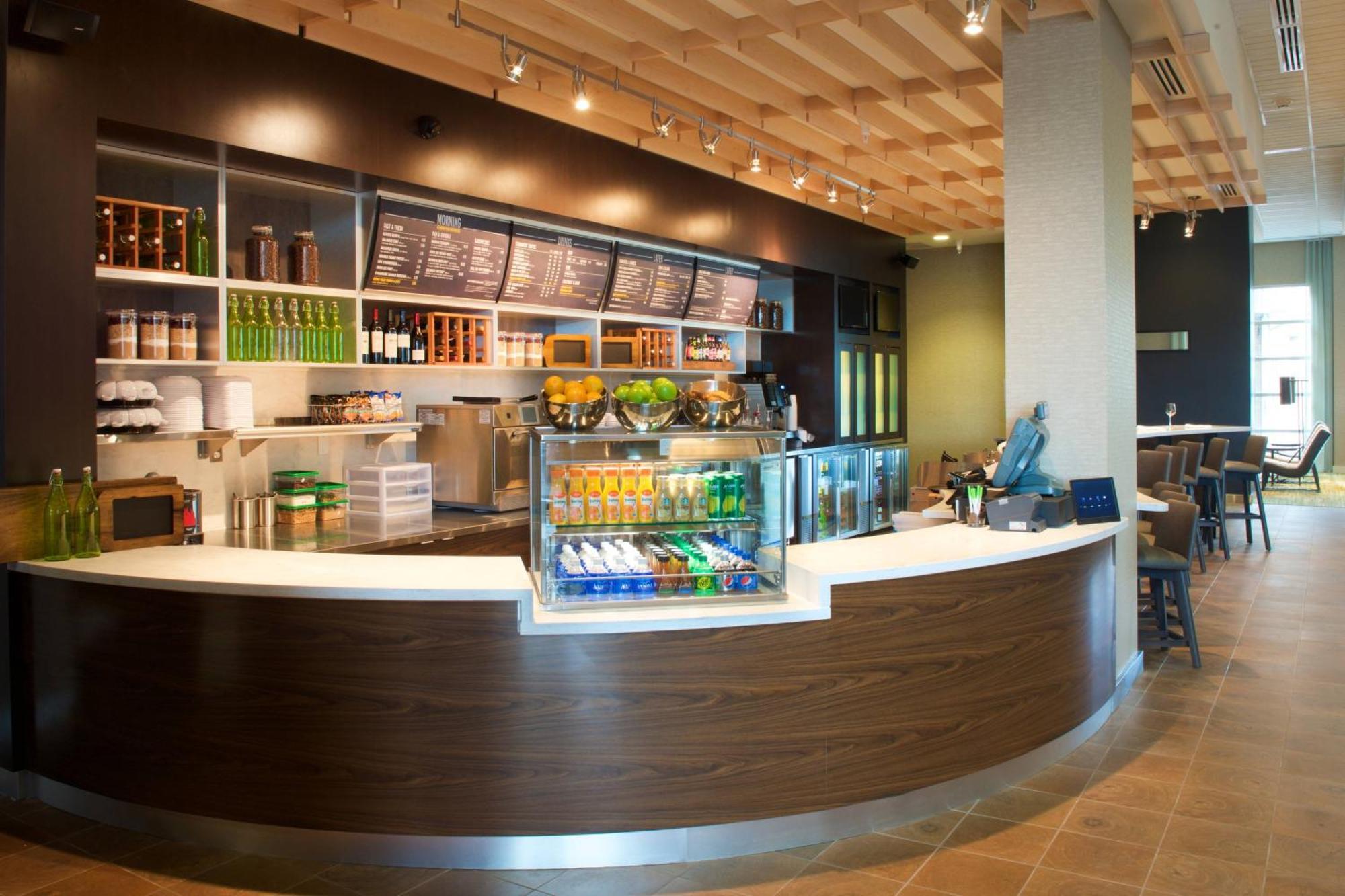 Courtyard By Marriott Seattle Everett Downtown Εξωτερικό φωτογραφία