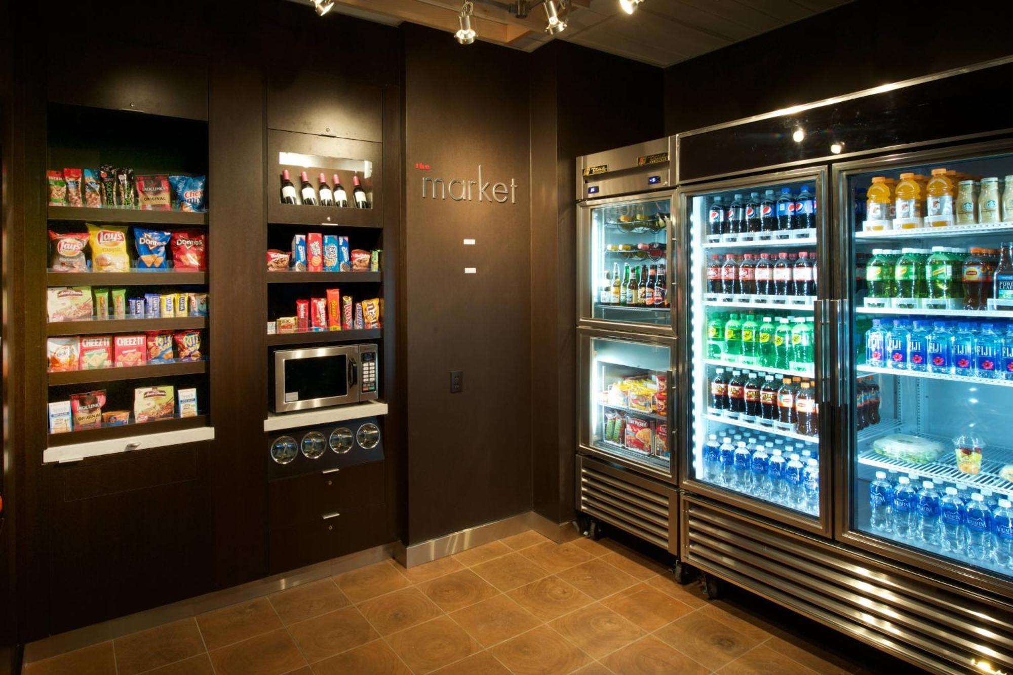 Courtyard By Marriott Seattle Everett Downtown Εξωτερικό φωτογραφία