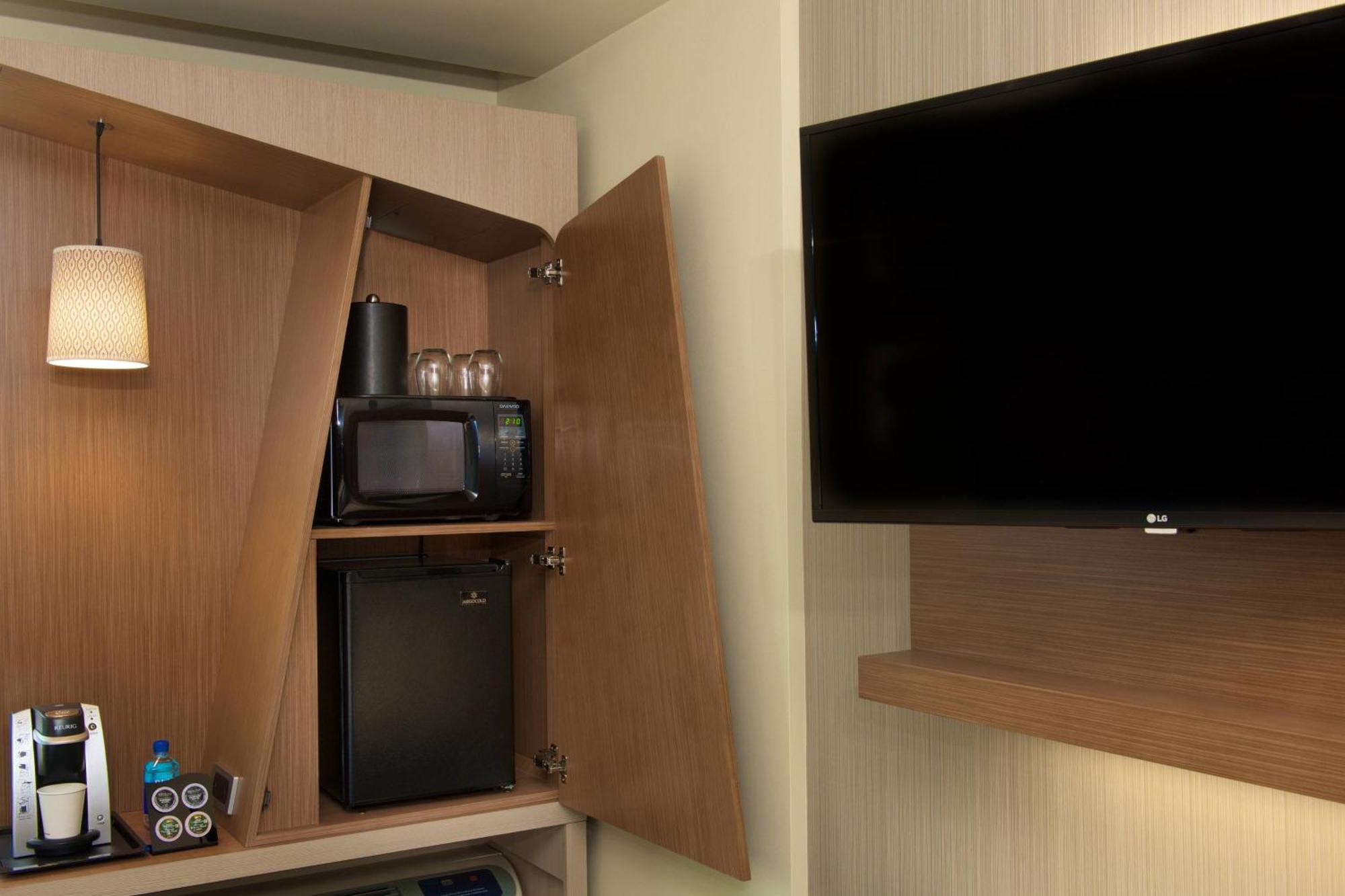 Courtyard By Marriott Seattle Everett Downtown Εξωτερικό φωτογραφία