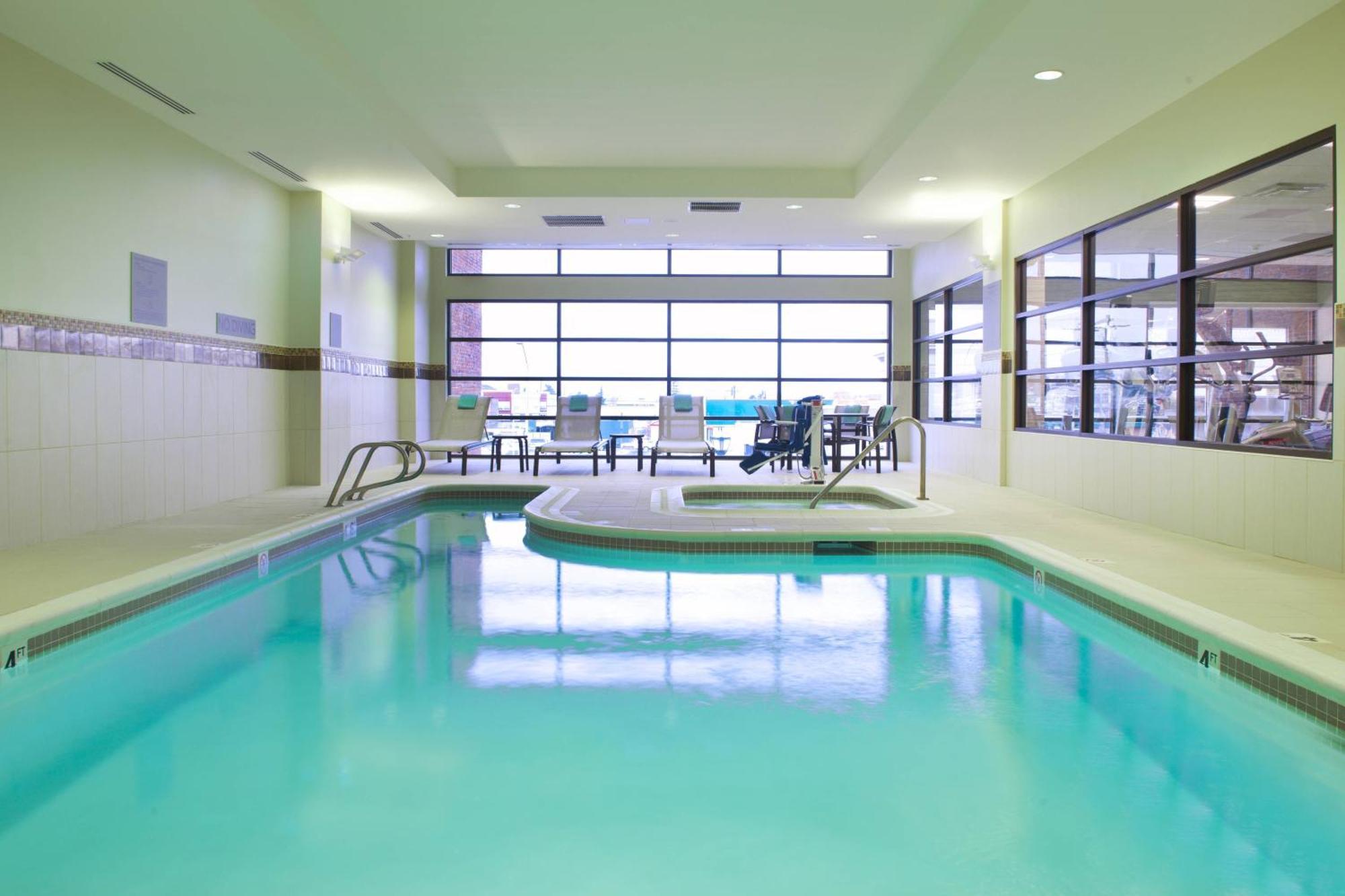 Courtyard By Marriott Seattle Everett Downtown Εξωτερικό φωτογραφία