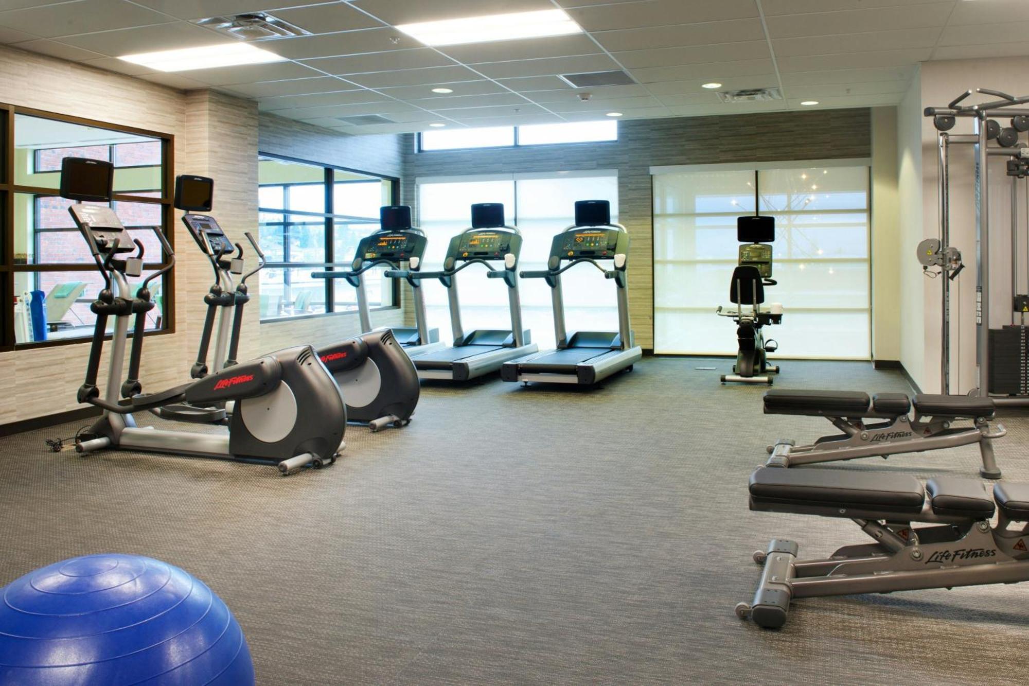Courtyard By Marriott Seattle Everett Downtown Εξωτερικό φωτογραφία